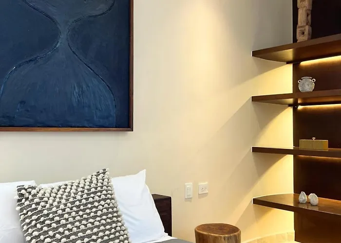 Peregrina 101a 2br Luxury Apartment *
